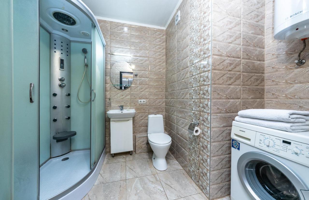 Flatrent Drahomanova 2A Apartment Киев Екстериор снимка