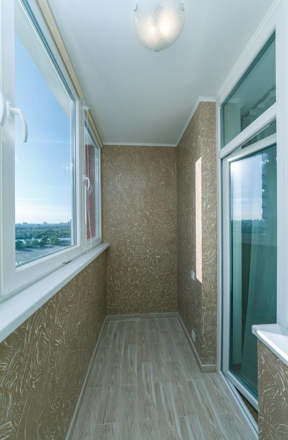 Flatrent Drahomanova 2A Apartment Киев Екстериор снимка