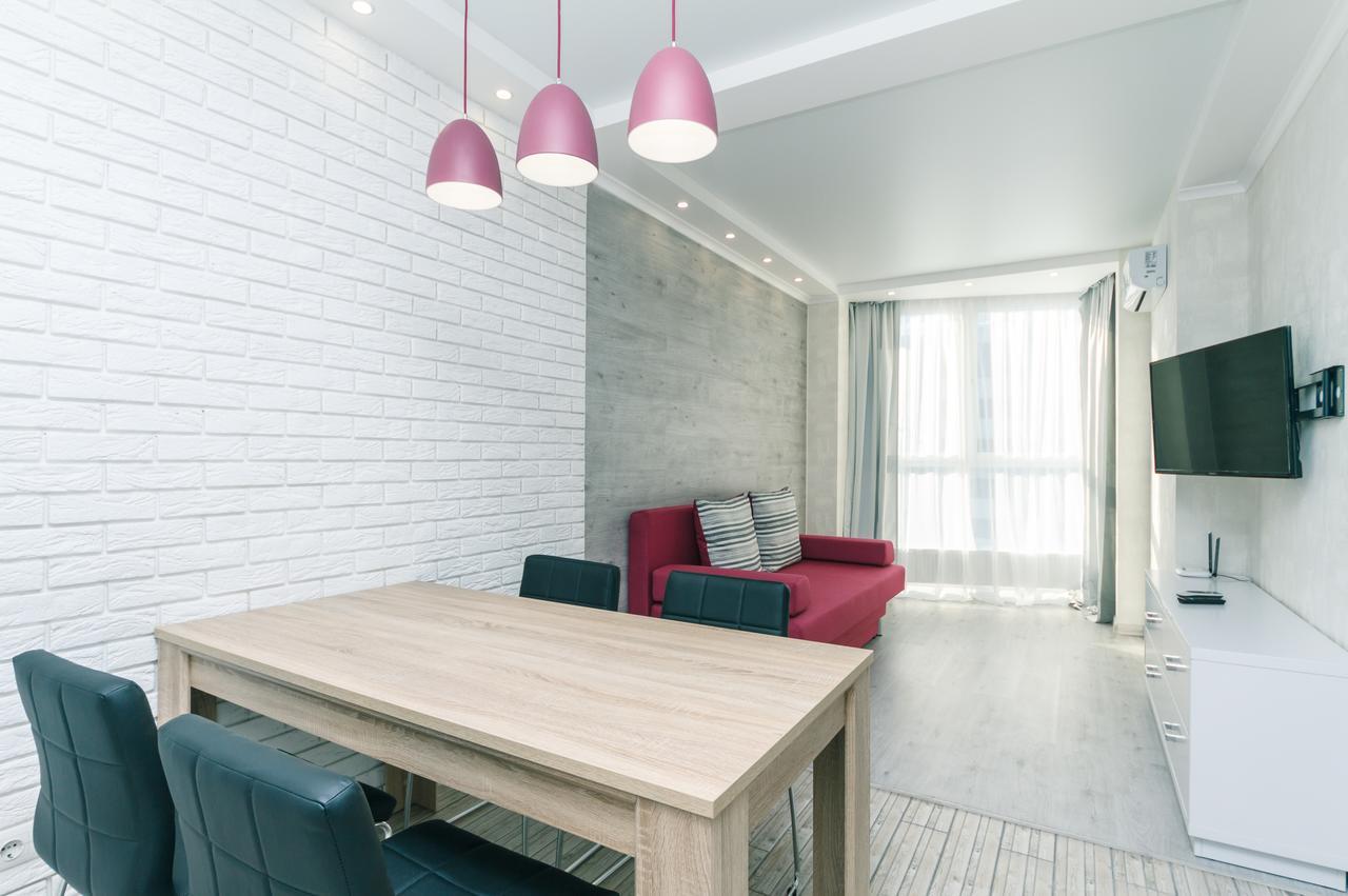 Flatrent Drahomanova 2A Apartment Киев Екстериор снимка