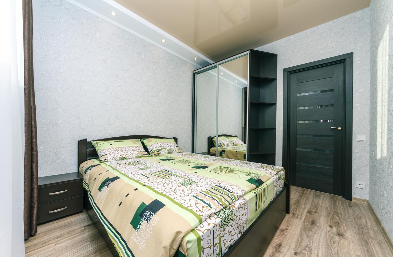 Flatrent Drahomanova 2A Apartment Киев Екстериор снимка
