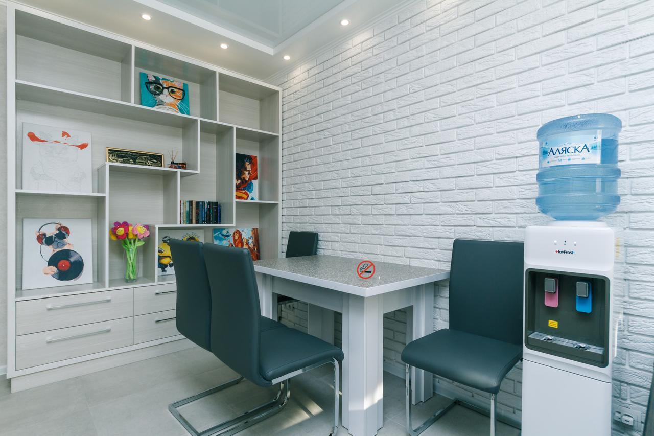 Flatrent Drahomanova 2A Apartment Киев Екстериор снимка